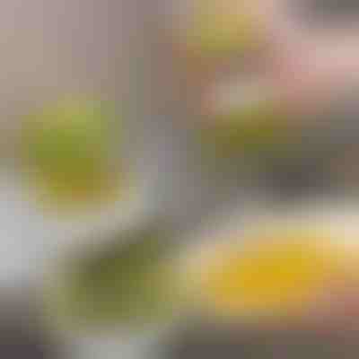 Szczotka do czyszczenia z dozownikiem i stojakiem | BRUSKICA